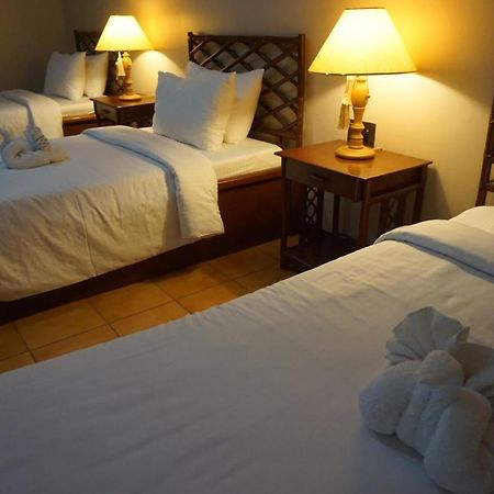 Victoria'S Haven Bed and Breakfast Dumaguete City Exterior foto